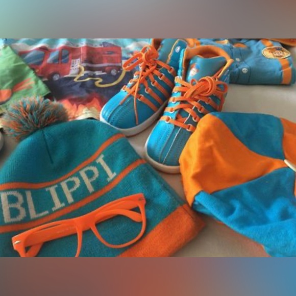 Blippi Lot - Picture 3 of 3